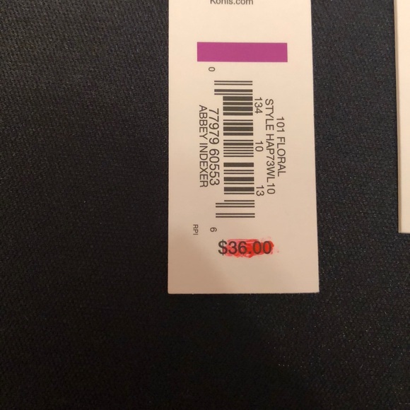 NWT Floral APT.9 Indexer Wallet - Picture 8 of 8